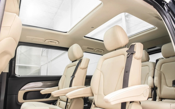 Mercedes-Benz Klasa V cena 552147 przebieg: 15, rok produkcji 2023 z Jarocin małe 67
